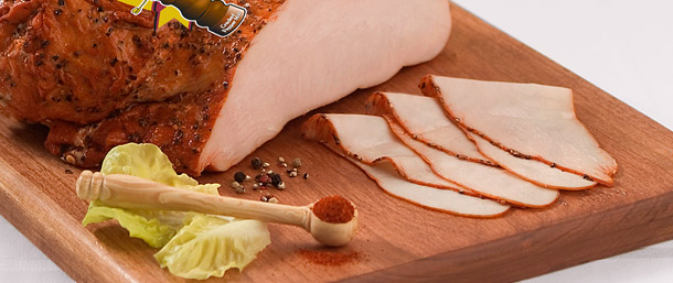Cracked Pepper Mill® Smoked Turkey Breast