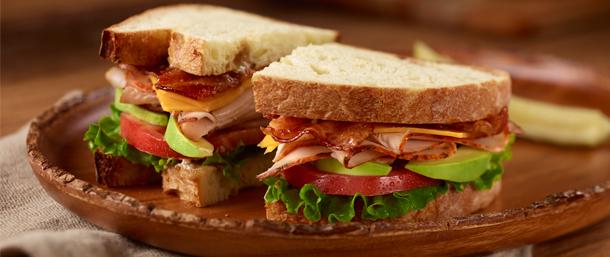Ovengold® Turkey Avocado Sandwich with Bacon