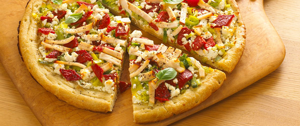 EverRoast® Chicken Breast and Leek Pizza with Roasted Peppers