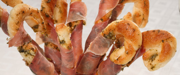 Prosciutto Pesto Breadsticks