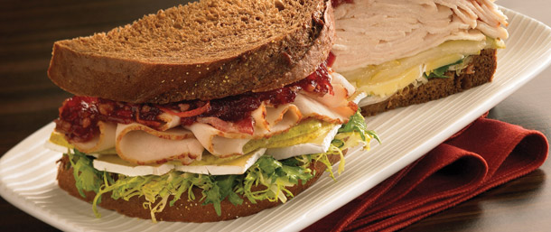 Golden Classic® Chicken with Pear and Cranberry