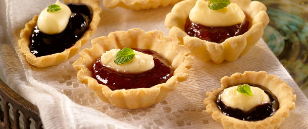 Gluten Free Blackberry Brie Tartlets