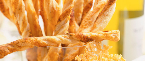 Easy Spicy Cheese Straws