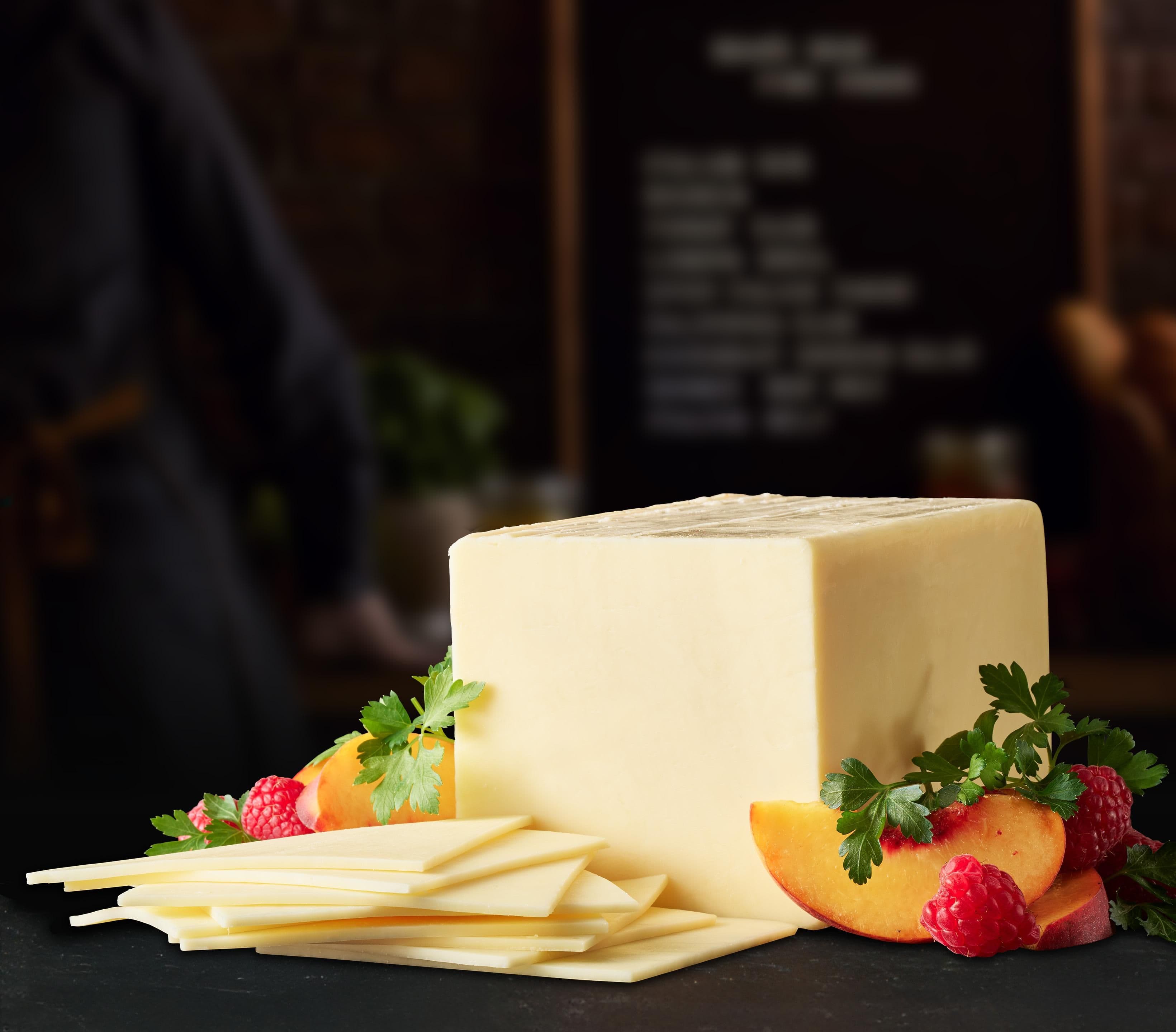 Sharp Wisconsin Cheddar Cheese - White