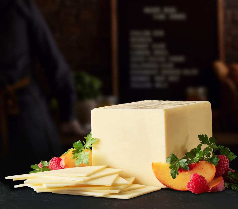 Sharp Wisconsin Cheddar Cheese - White