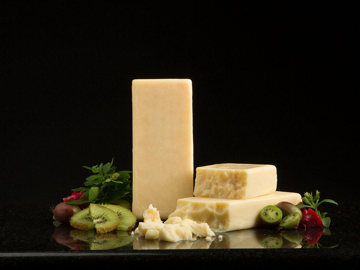 Canadian Cheddar Cheese Boar's Head