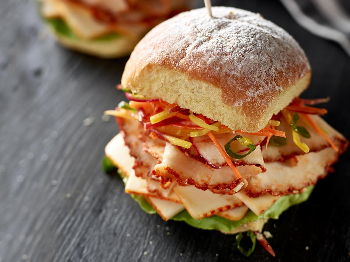 Blazing Buffalo Chicken Sliders Recipe Boar S Head